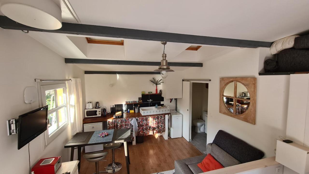 Charmant Logement Avec Parking Apartment Orvault Luaran gambar